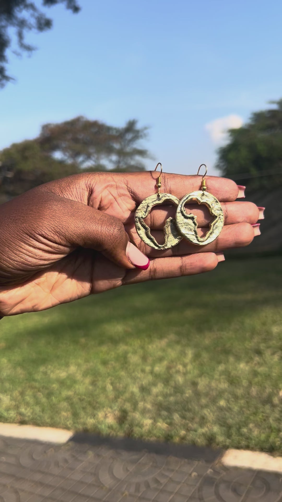 Ubuntu Horizon Brass Earrings
